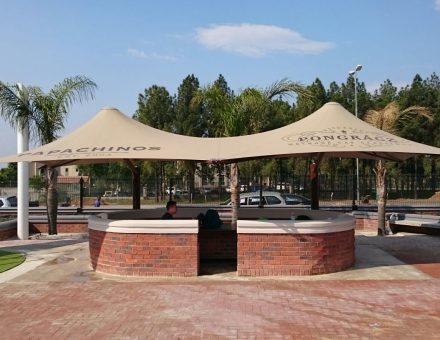 umbrellas cantilevered .JPG